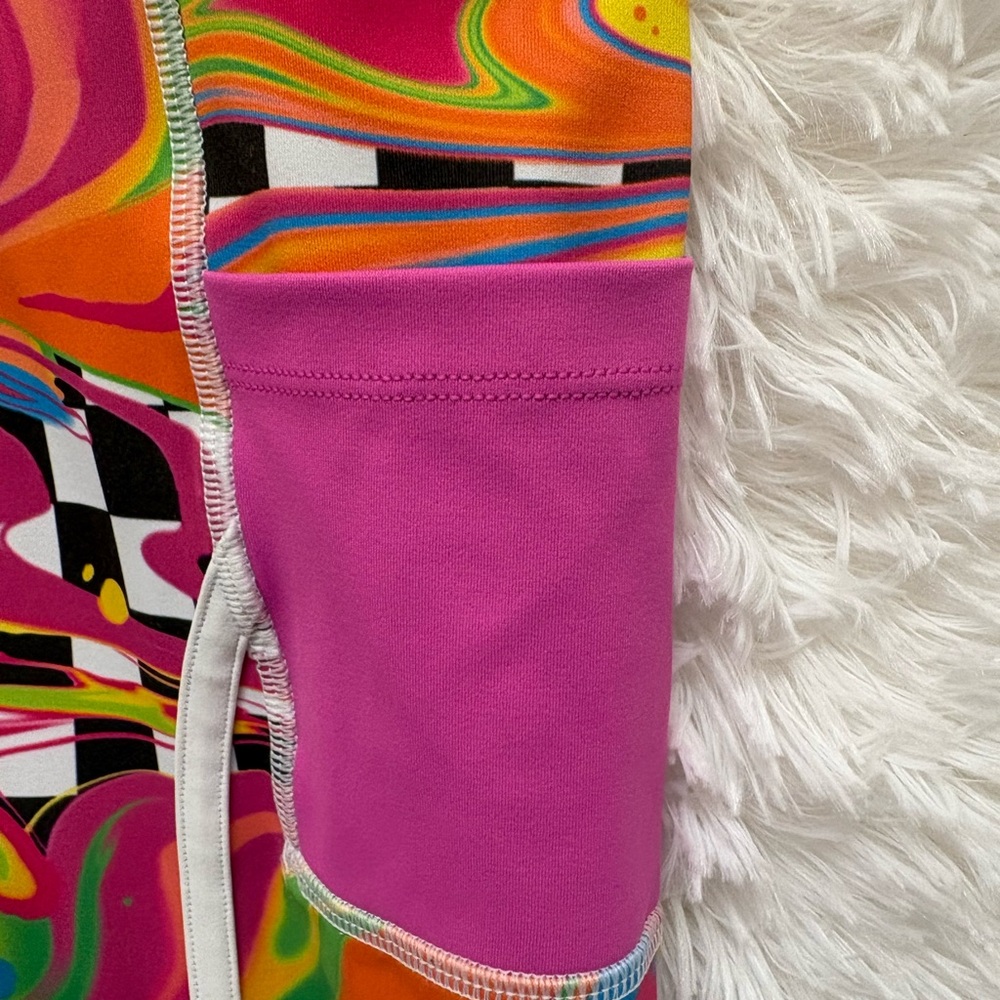 🌈 Peloton x Brittany Allen Printed Cargo Leggings | Activewear | Size Medium 🌈✨ - Picture 11 of 17